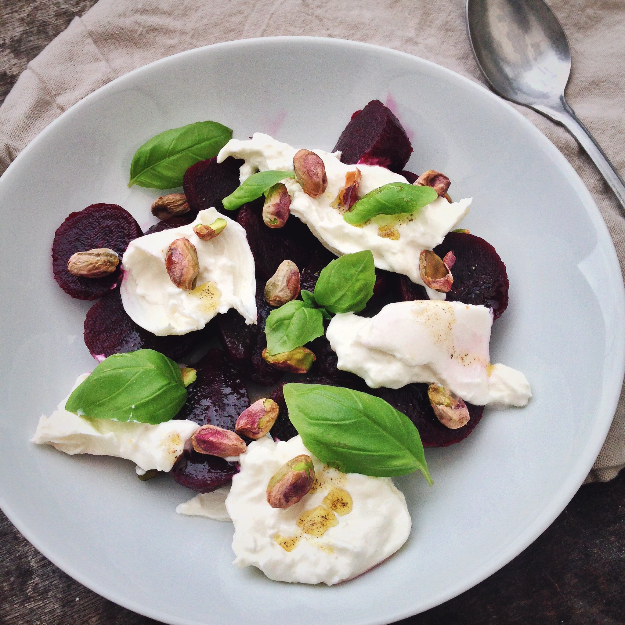 Bietjessalade met burrata, by Cookingdom