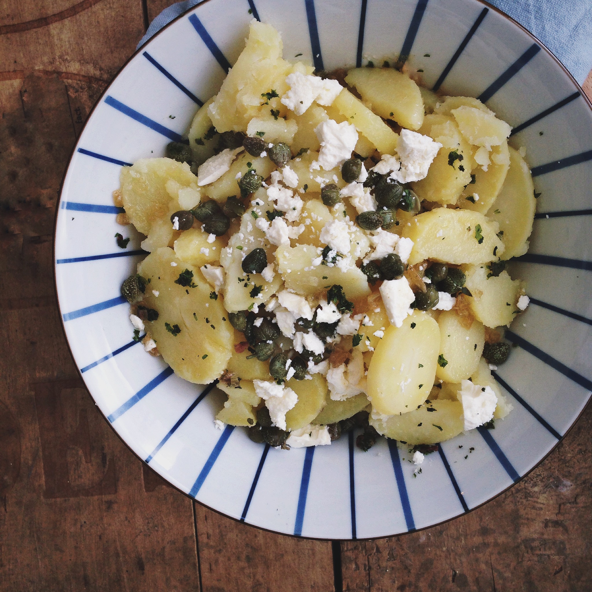 Lauwwarme aardappelsalade met olijfolie